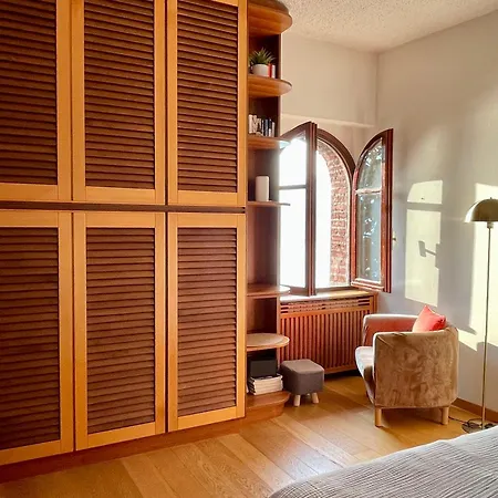 Front View On Viale Geno * Como