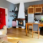 Front View On Viale Geno Apartmán
