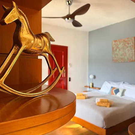 شقة Front View On Viale Geno كومو