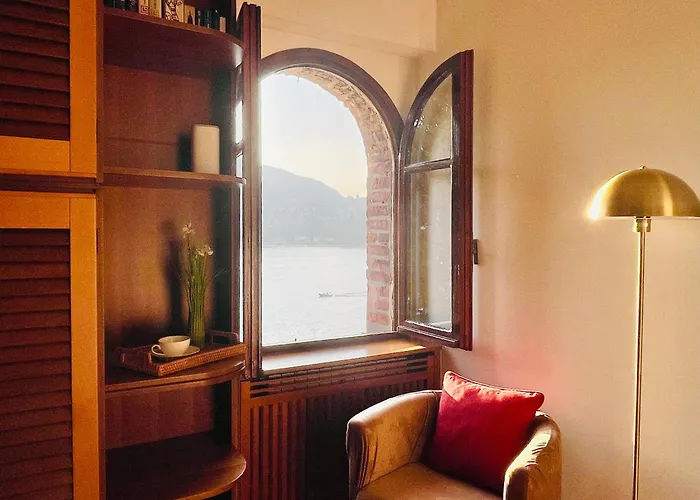 Apartamento Front View On Viale Geno