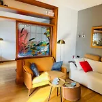 Apartamento Front View On Viale Geno *